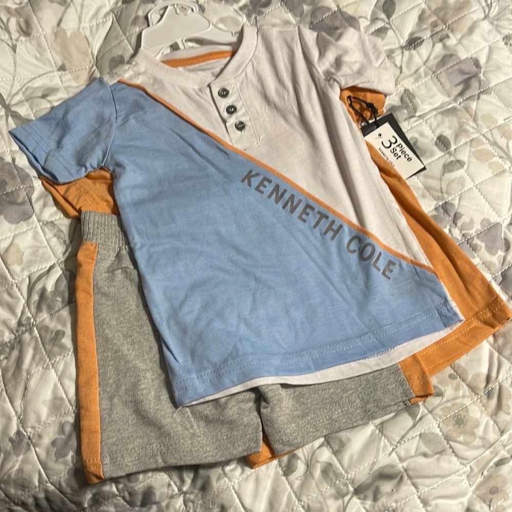 NWT Kenneth Cole NY three piece set 2t